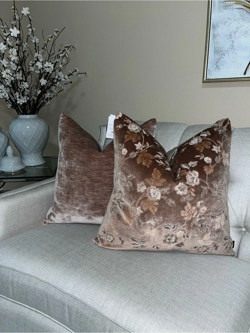 1-NWT P/Kaufmann Mauve  velvet luxury decorative pillow